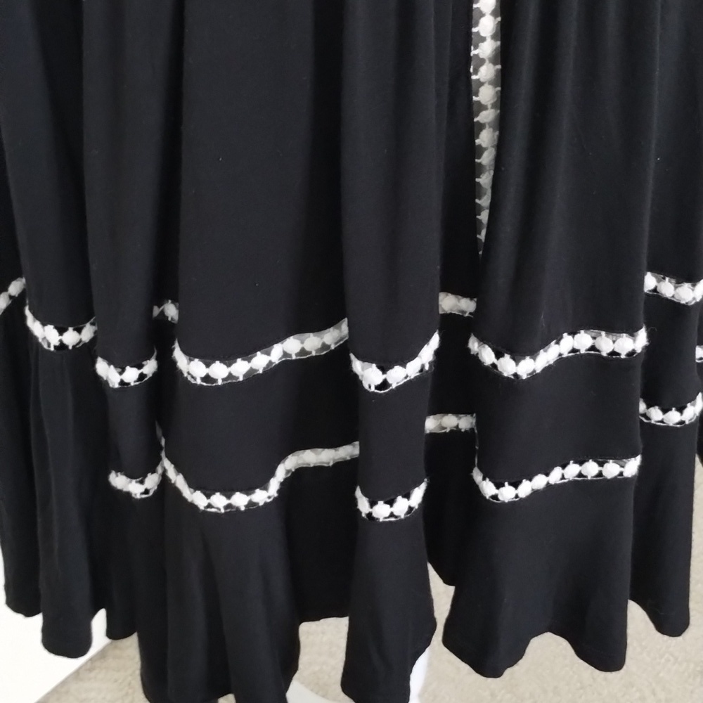 LAPIS black & ivory flowy crochet lace blouse wide sleeve size large - Picture 3 of 12